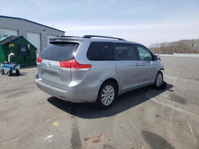 Photo 4 from auction – 2012 TOYOTA SIENNA LE with VIN 5TDJK3DC5CS034683