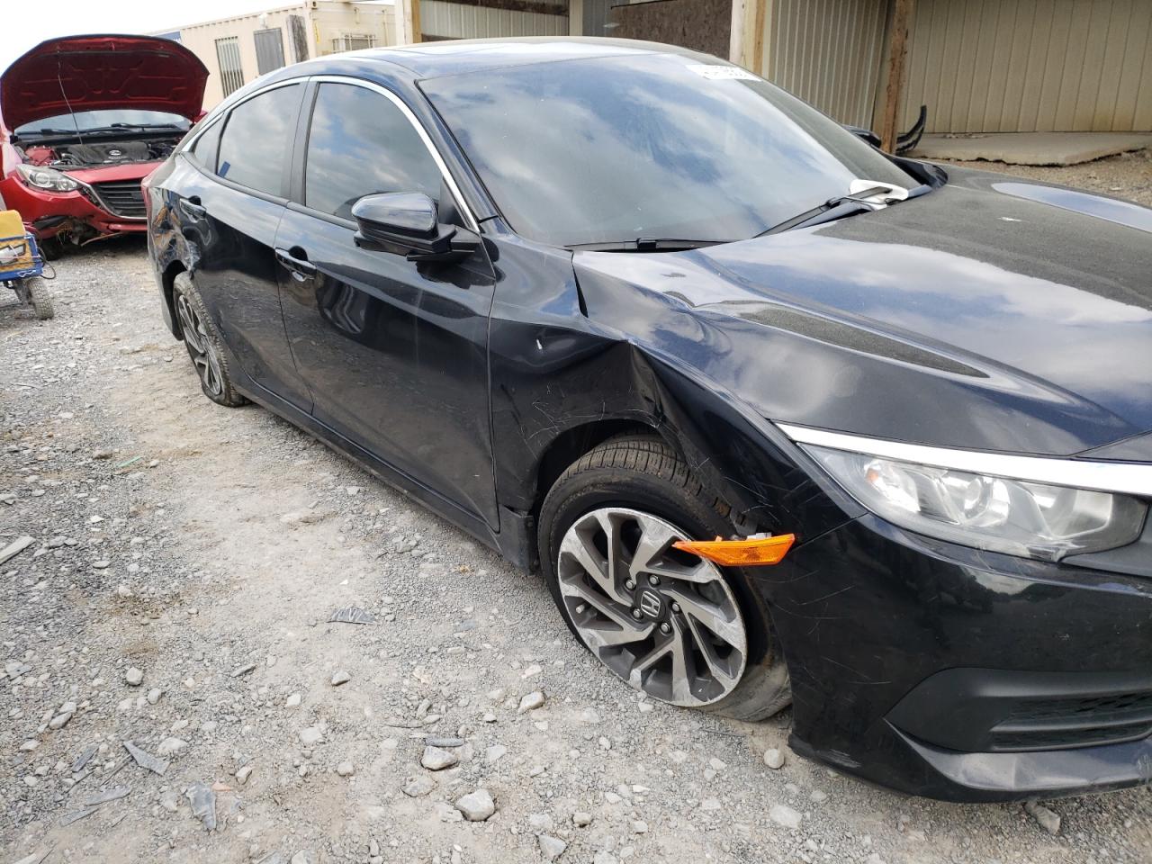 Photo 9 from auction – 2017 HONDA CIVIC EX with VIN 19XFC2F7XHE063630