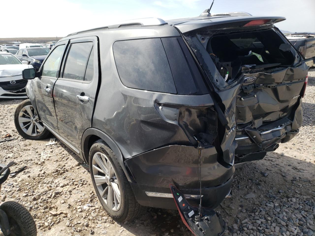 Photo 3 from auction – 2019 FORD EXPLORER L with VIN 1FM5K8F83KGB47592