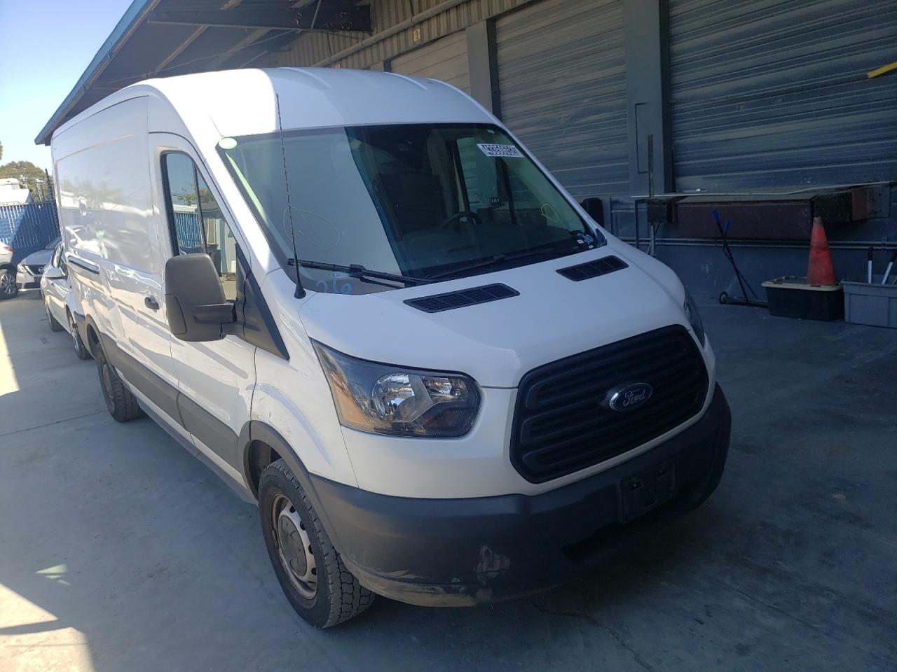 FORD TRANSIT T- 2019 with VIN 1FTYR2CM0KKB83541 - Photo from auction