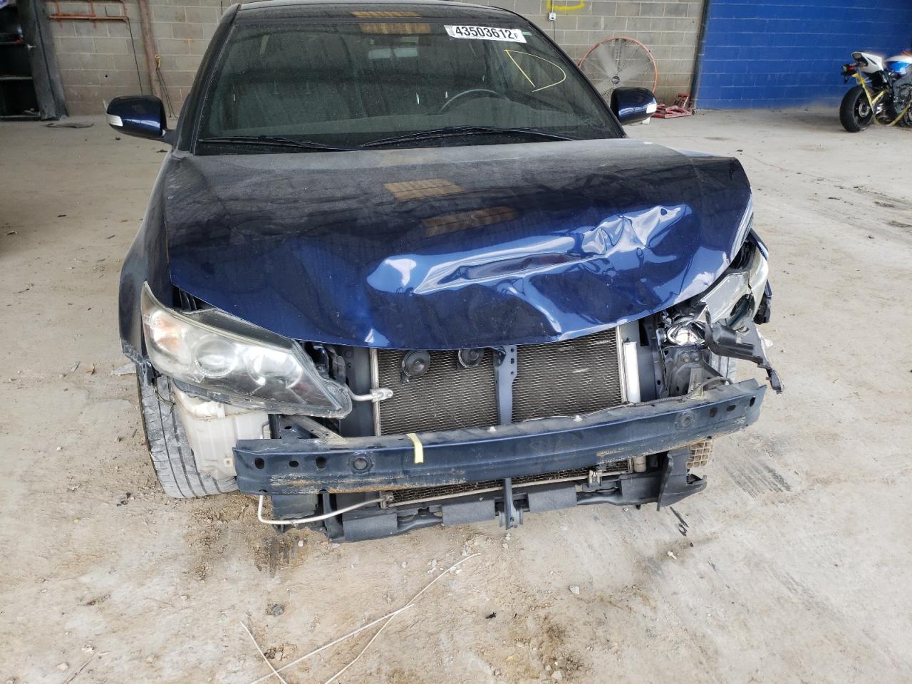 Photo 9 from auction – 2011 TOYOTA SCION TC with VIN JTKJF5C78B3017289