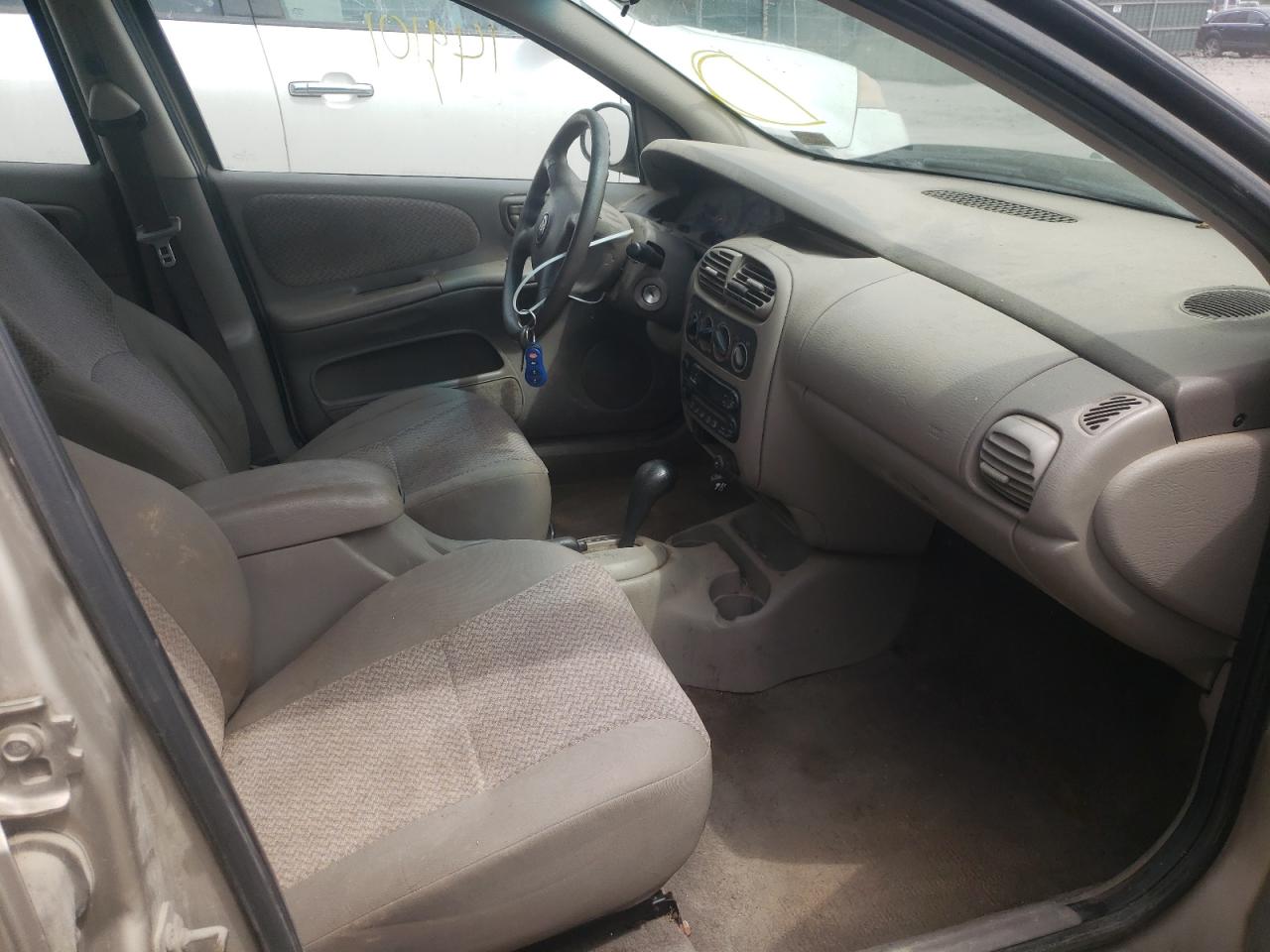 Photo 5 from auction – 2002 DODGE NEON SE with VIN 1B3ES46C62D634581