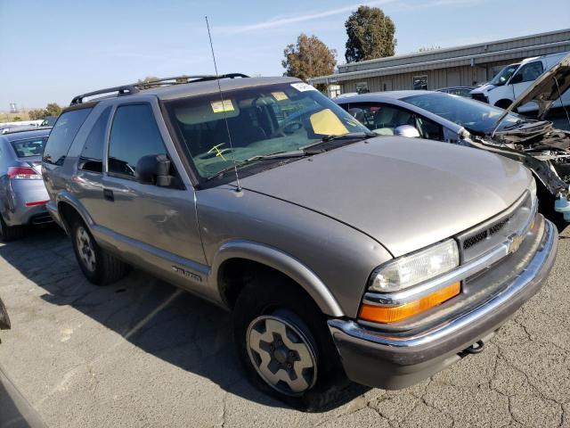 CHEVROLET BLAZER 2001 with VIN 1GNCT18W81K212810 - Photo from auction