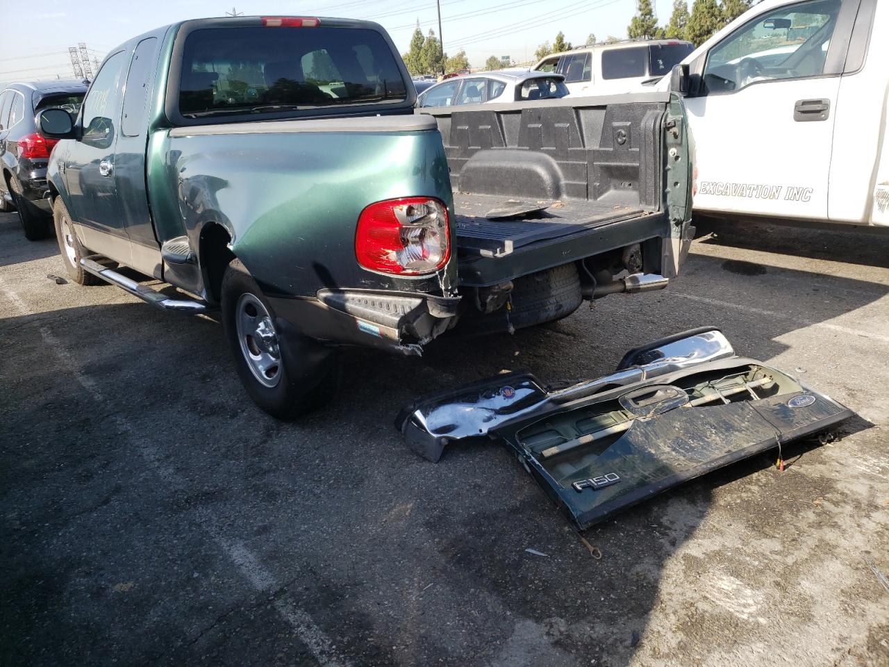 Photo 3 from auction – 2001 FORD F150 with VIN 1FTRX07W21KA86821