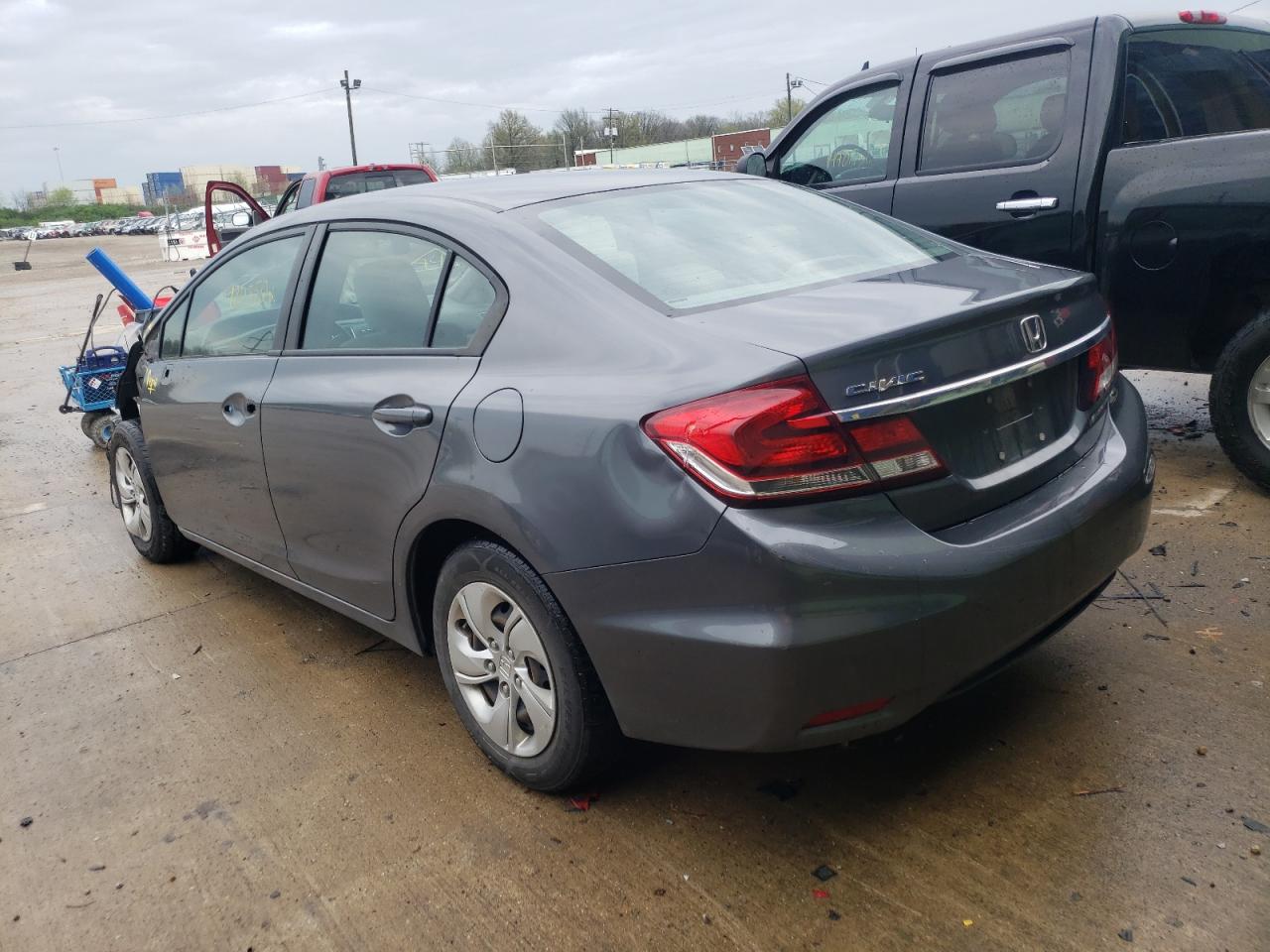 Photo 3 from auction – 2013 HONDA CIVIC LX with VIN 19XFB2F55DE068228