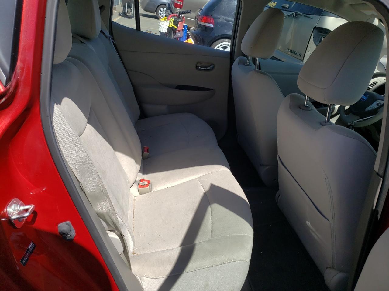 Photo 6 from auction – 2011 NISSAN LEAF SV with VIN JN1AZ0CP7BT009723