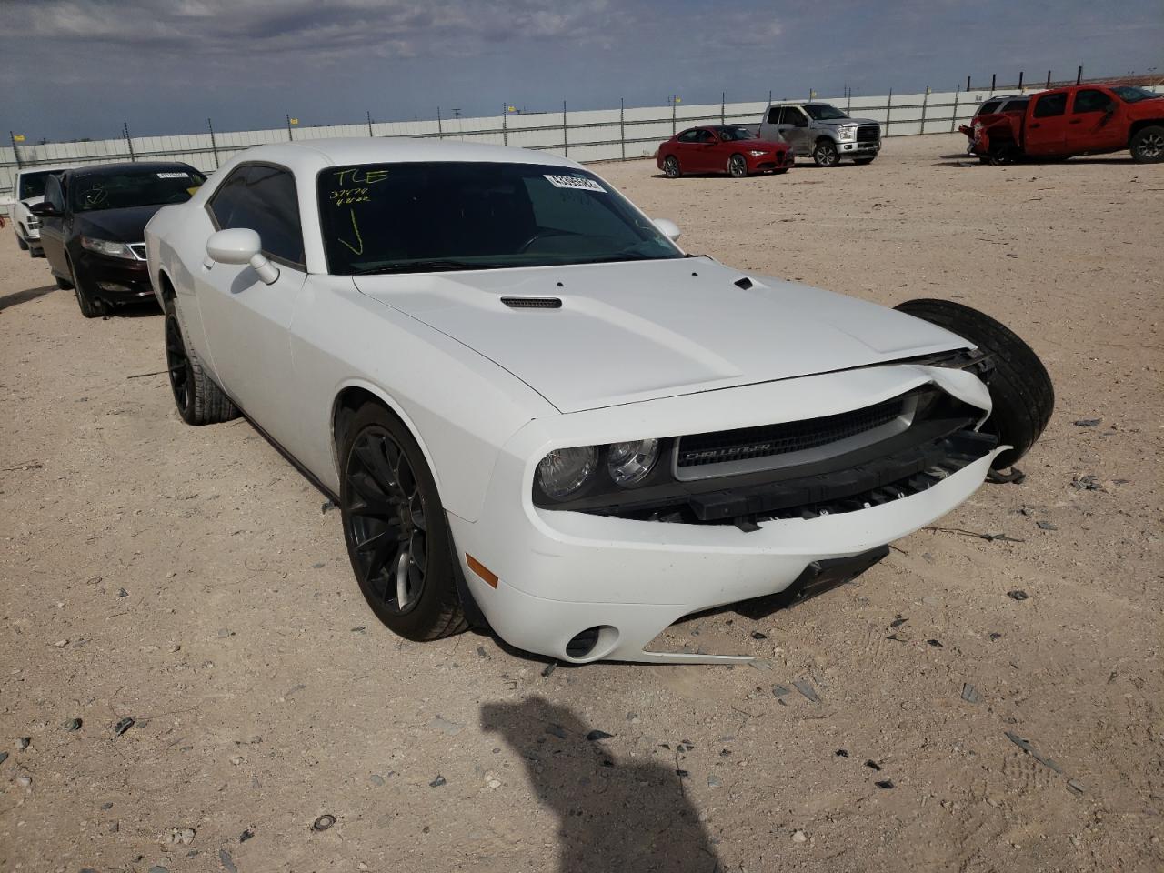 DODGE CHALLENGER 2013 with VIN 2C3CDYAG5DH693861 - Photo from auction