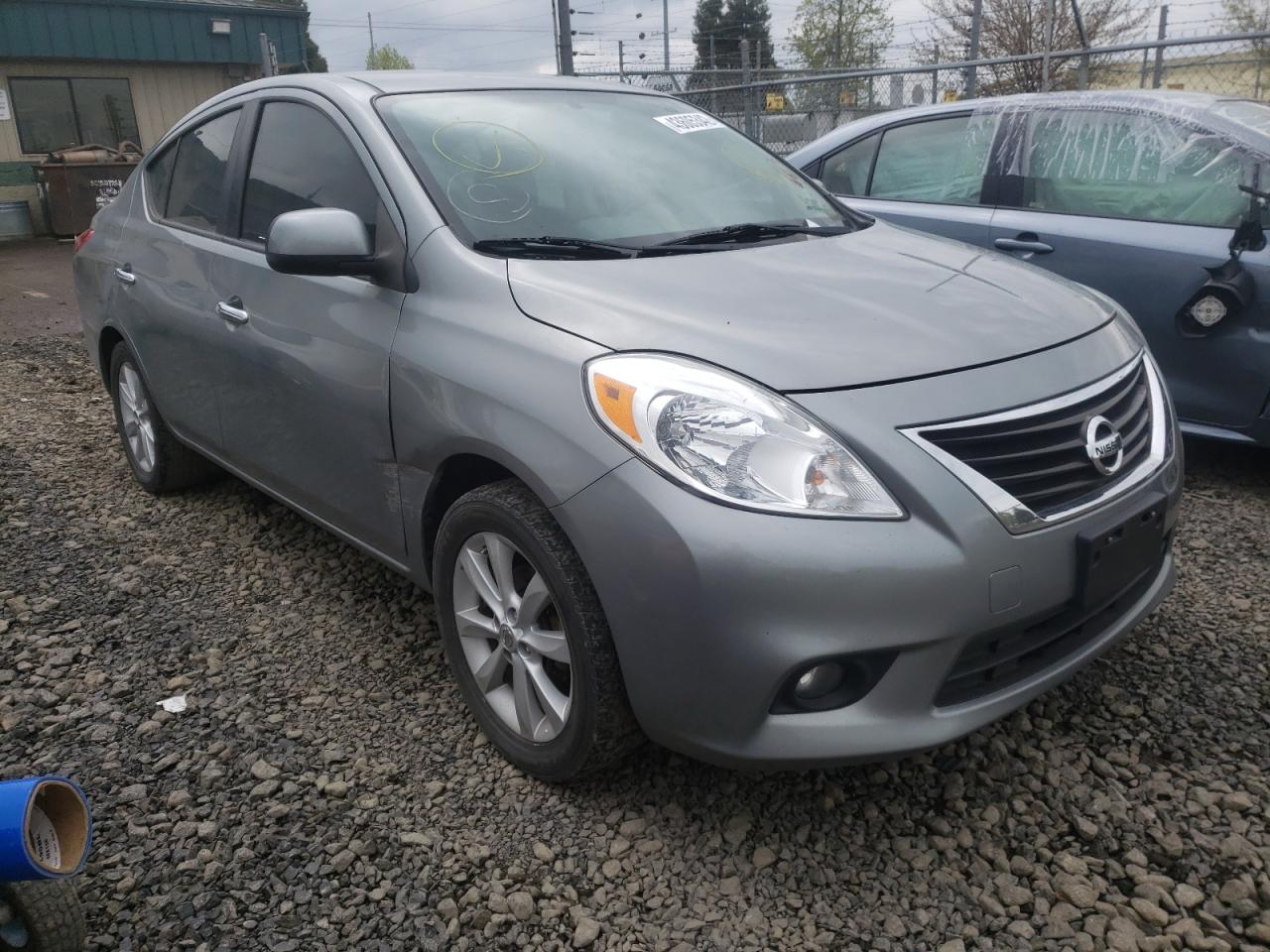 NISSAN VERSA S 2013 with VIN 3N1CN7AP5DL884094 - Photo from auction