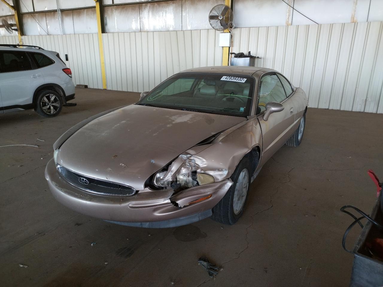 Photo 2 from auction – 1998 BUICK RIVIERA with VIN 1G4GD2210W4710467