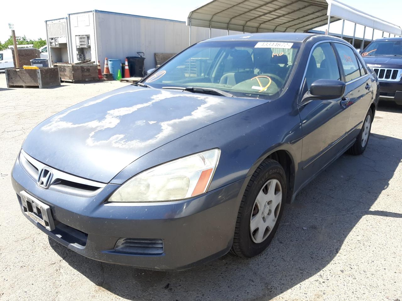 Photo 2 from auction – 2006 HONDA ACCORD LX with VIN JHMCM56406C001082