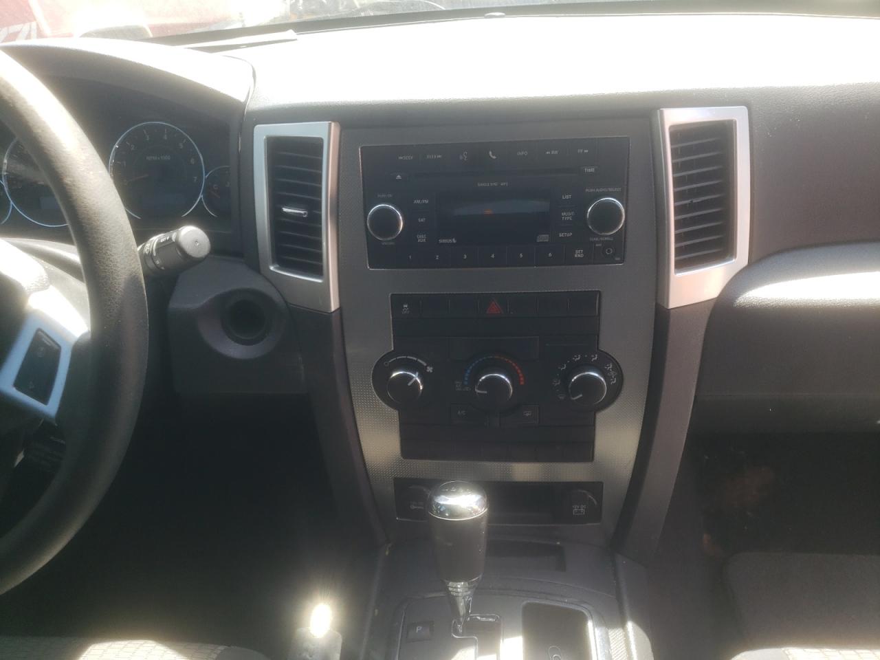 Photo 9 from auction – 2010 JEEP GRAND CHER with VIN 1J4PR4GK5AC140185
