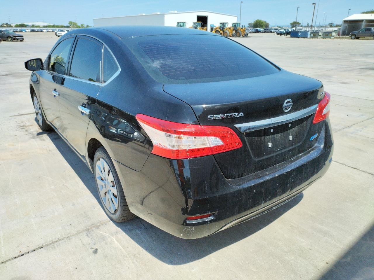 Photo 3 from auction – 2014 NISSAN SENTRA S with VIN 3N1AB7AP5EL698055
