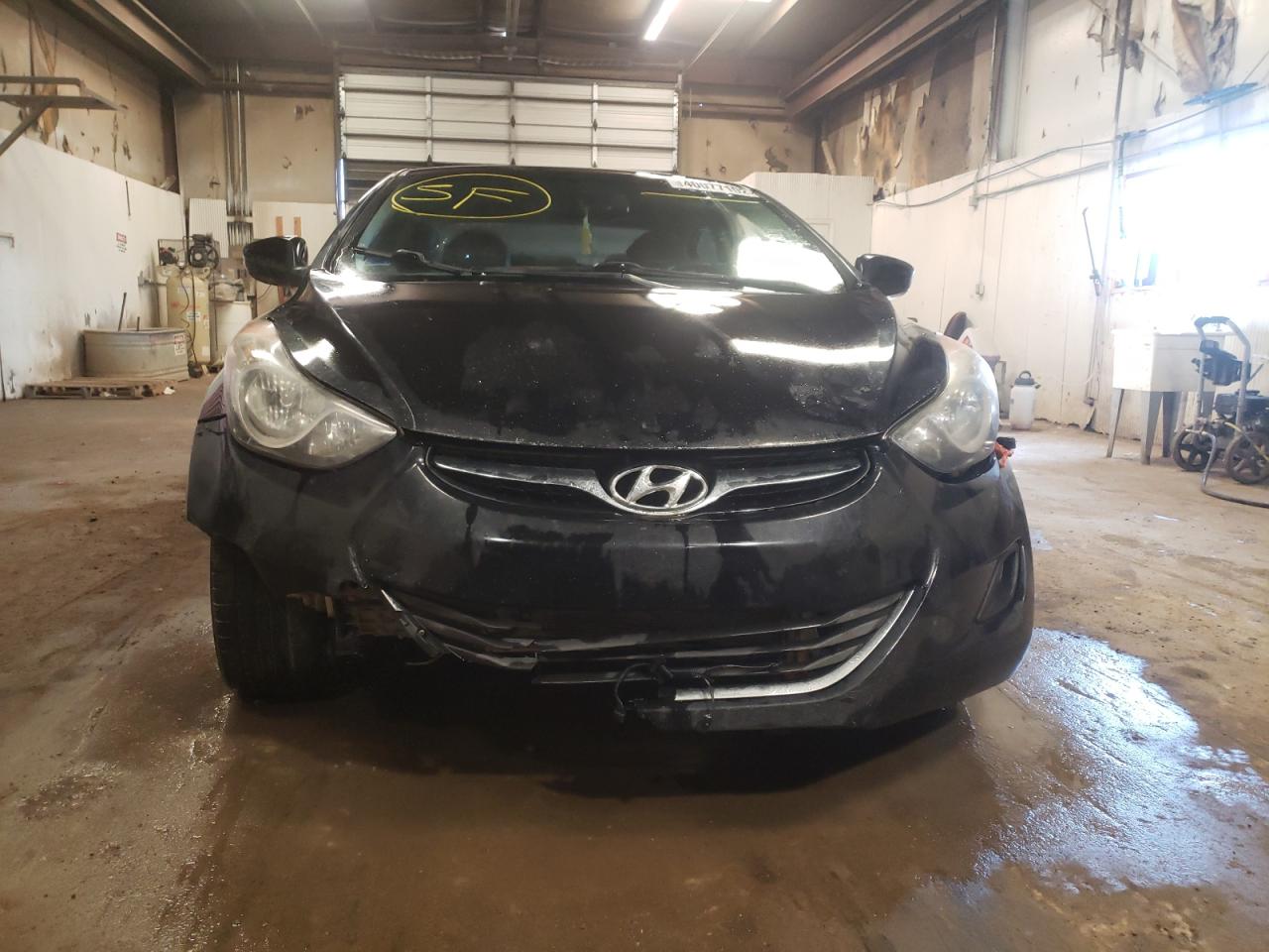 Photo 9 from auction – 2012 HYUNDAI ELANTRA GL with VIN 5NPDH4AE5CH069754