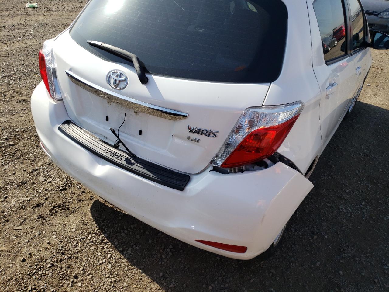 Photo 10 from auction – 2012 TOYOTA YARIS with VIN JTDKTUD37CD528403