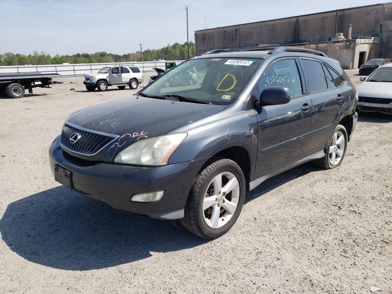 Photo 2 from auction – 2005 LEXUS RX 330 with VIN 2T2HA31U45C071343