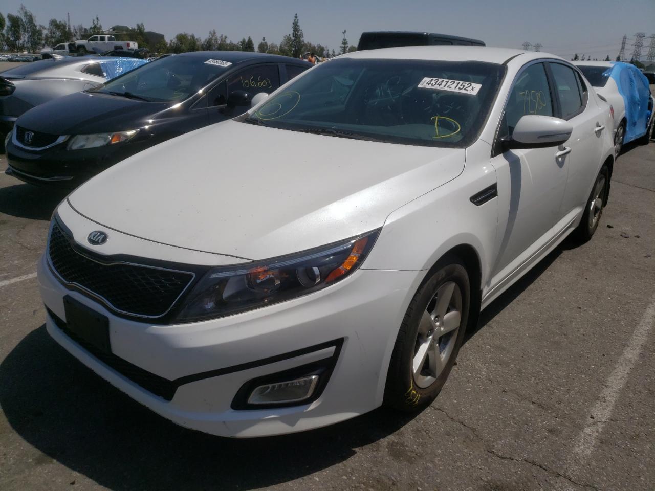 Photo 2 from auction – 2015 KIA OPTIMA LX with VIN KNAGM4A74F5652151