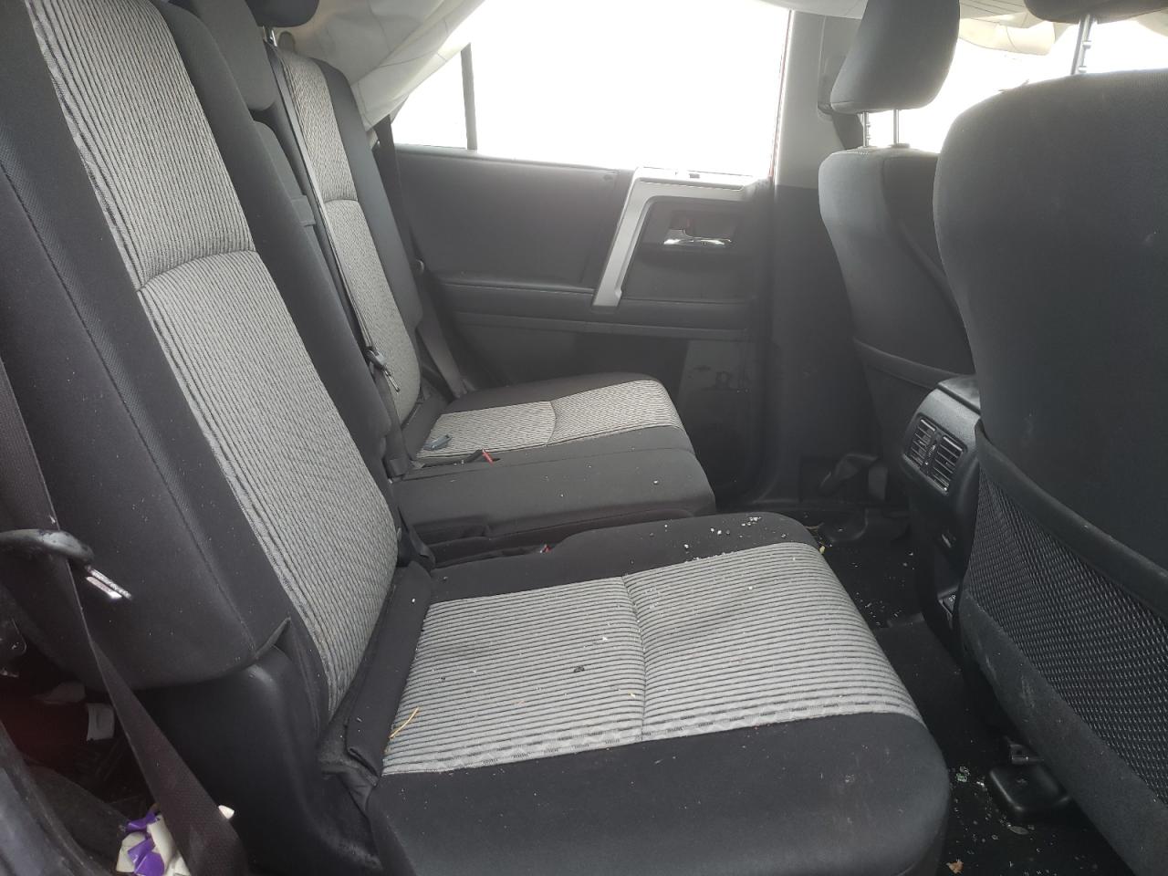 Photo 6 from auction – 2021 TOYOTA 4RUNNER SR with VIN JTEMU5JR0M5949262