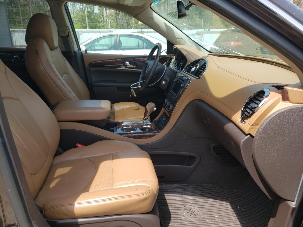 Photo 5 from auction – 2015 BUICK ENCLAVE with VIN 5GAKRBKD2FJ384944