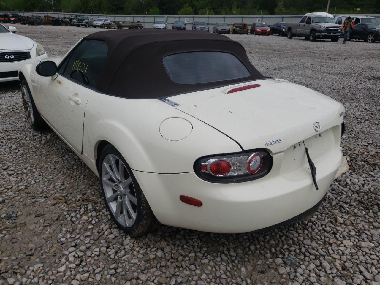 Photo 3 from auction – 2006 MAZDA MX-5 MIATA with VIN JM1NC25F860103407