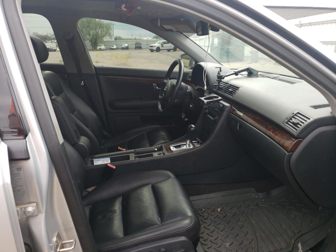 Photo 5 from auction – 2003 AUDI A4 3.0 QUA with VIN WAULT68E13A145504