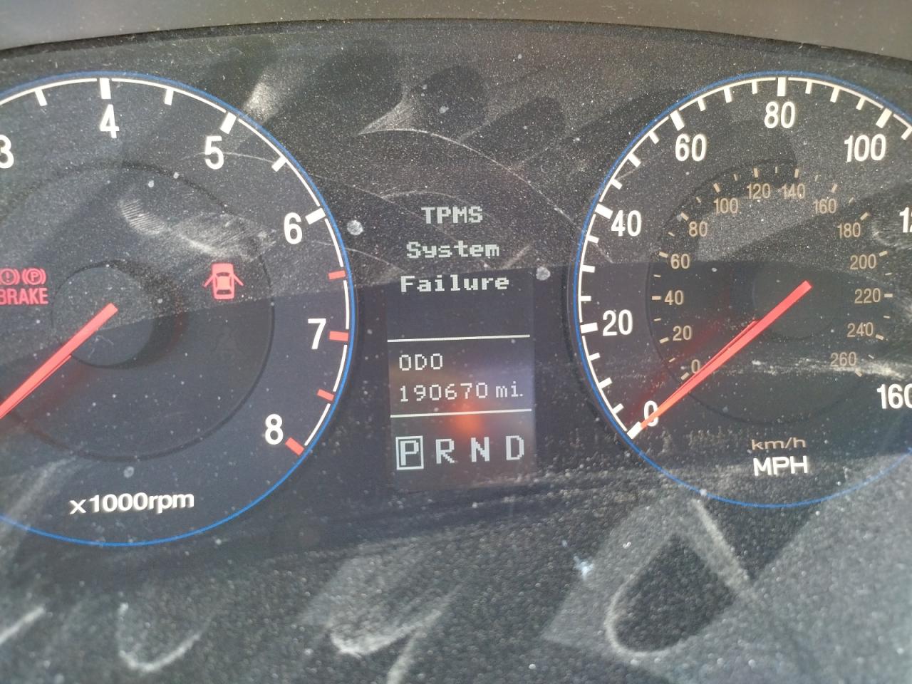 Photo 8 from auction – 2007 HYUNDAI AZERA SE with VIN KMHFC46FX7A212053