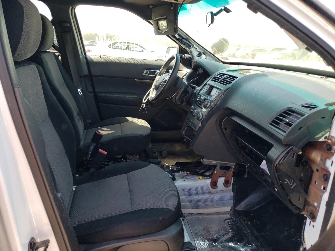 Photo 5 from auction – 2015 FORD EXPLORER P with VIN 1FM5K8AR3FGA57462