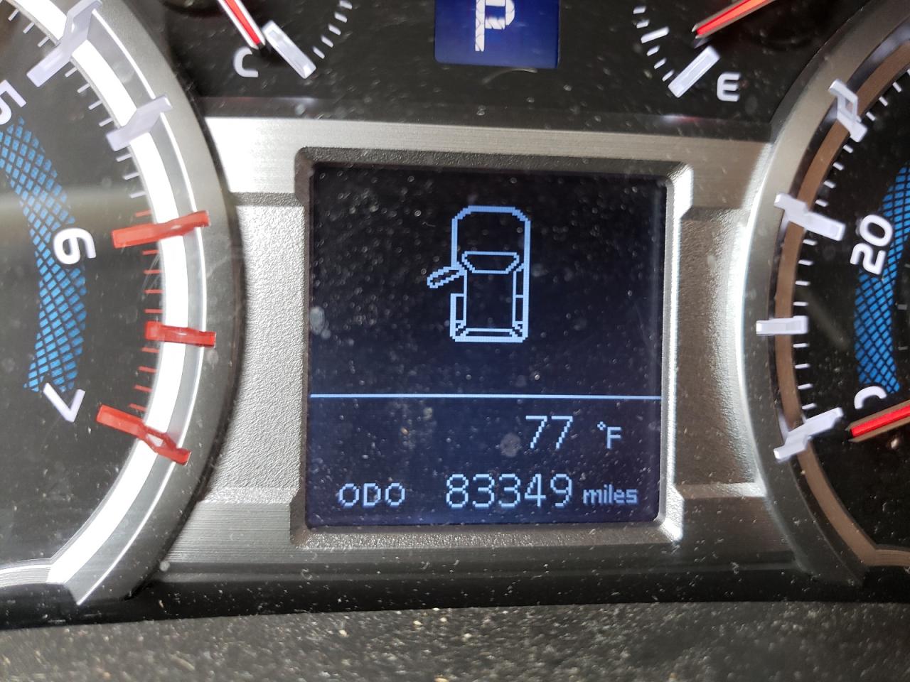 Photo 8 from auction – 2015 TOYOTA 4RUNNER SR with VIN JTEBU5JR7F5261916