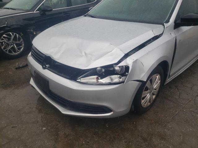 Photo 9 from auction – 2014 VOLKSWAGEN JETTA BASE with VIN 3VW2K7AJ8EM327637