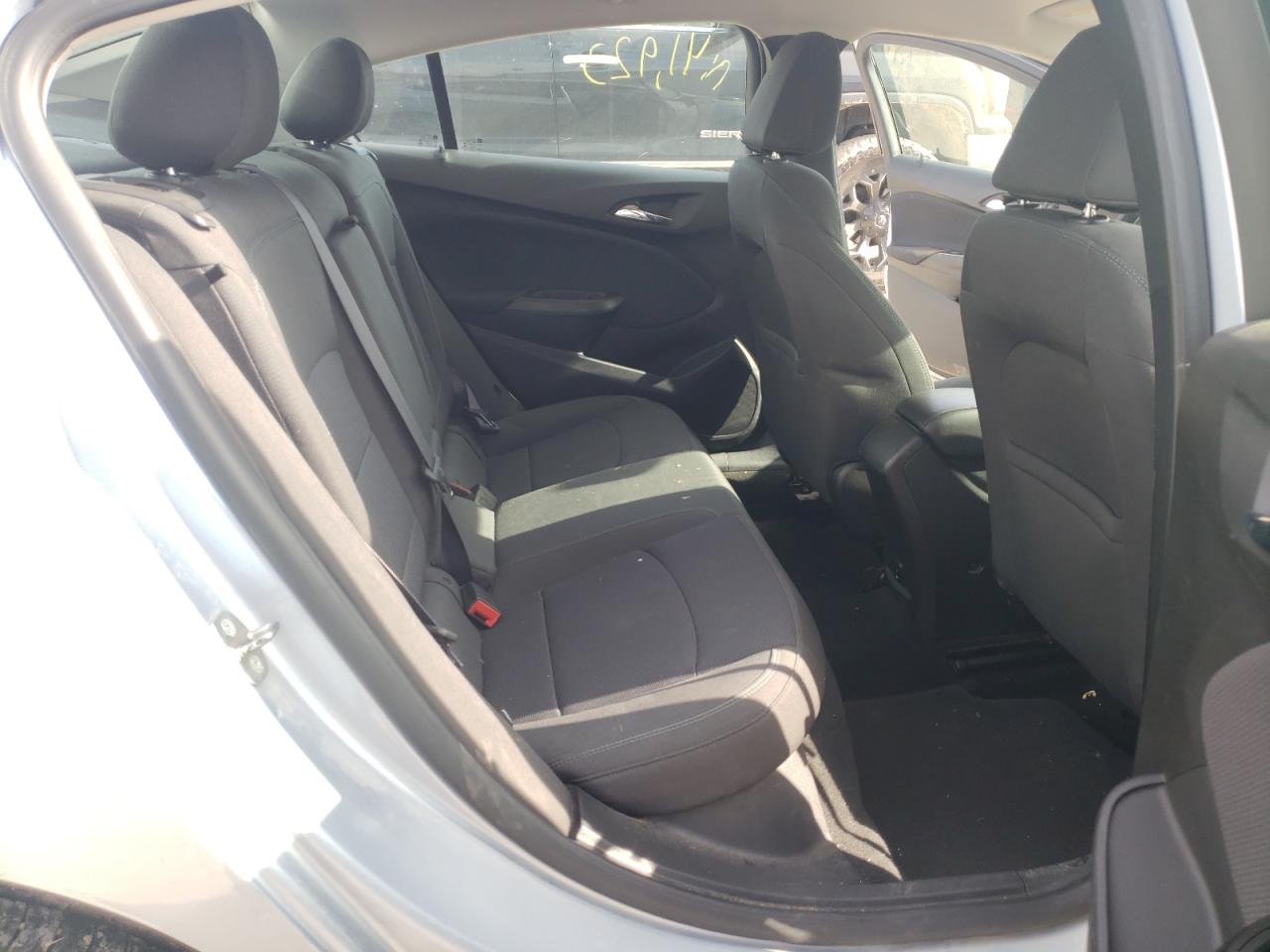 Photo 6 from auction – 2017 CHEVROLET CRUZE LT with VIN 1G1BE5SM1H7127049