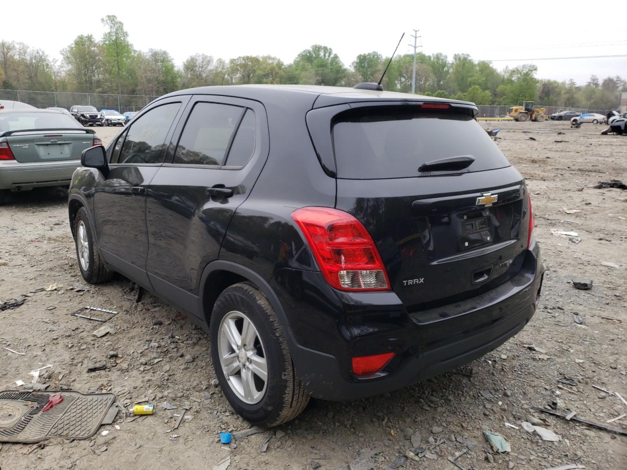 Photo 3 from auction – 2020 CHEVROLET TRAX LS with VIN 3GNCJKSB0LL316565