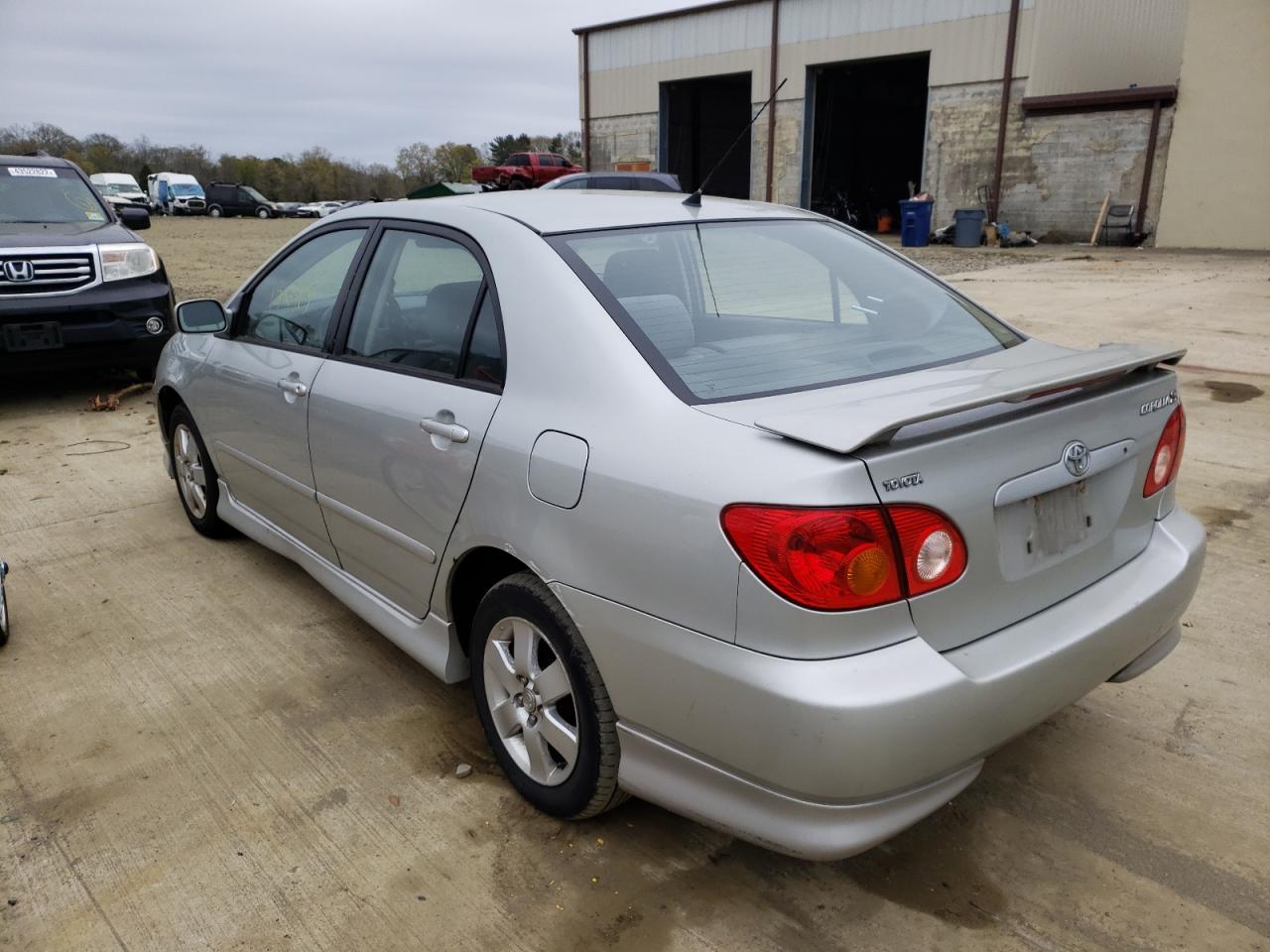 Photo 3 from auction – 2004 TOYOTA COROLLA with VIN 2T1BR32E24C303303