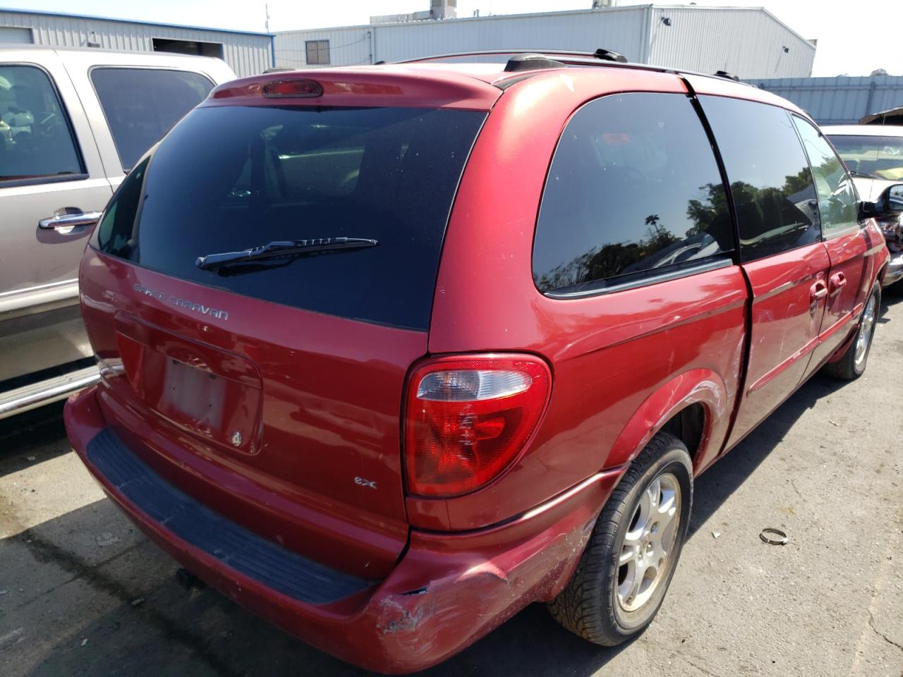 Photo 4 from auction – 2003 DODGE CARAVAN with VIN 2D8GP74L23R210506