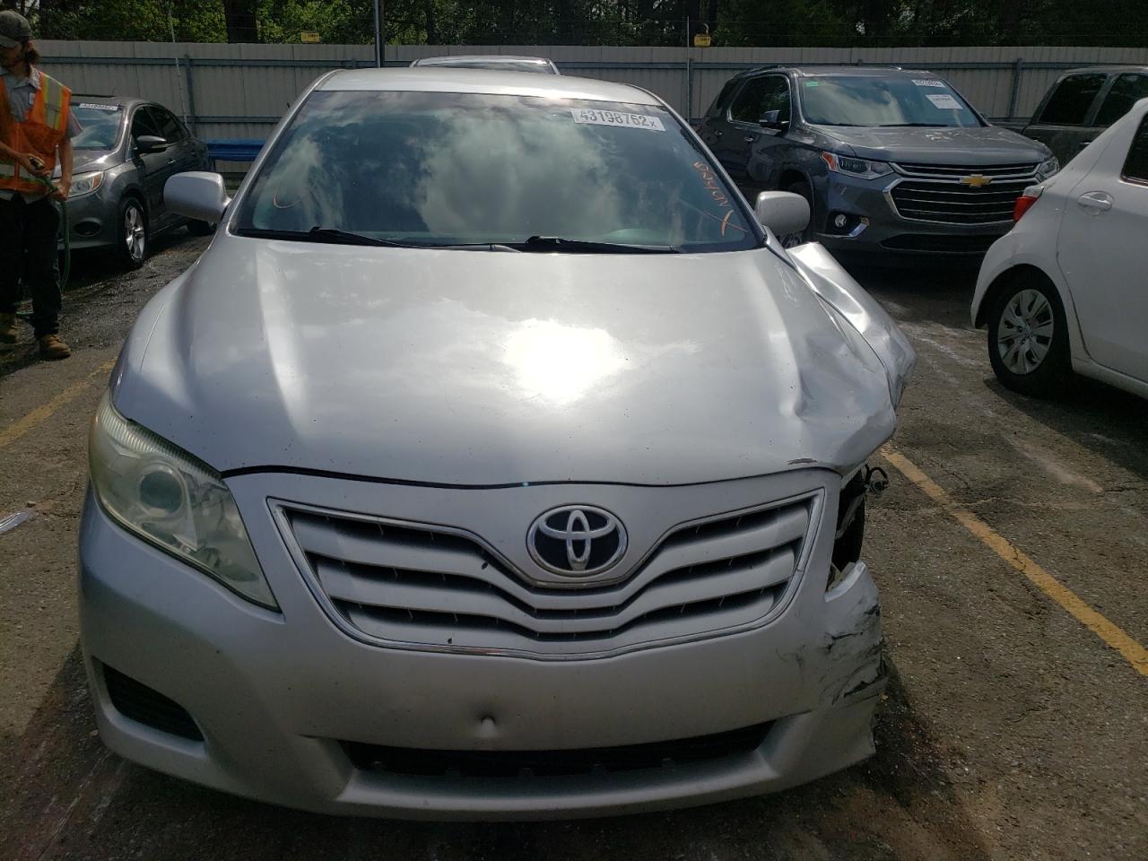 Photo 9 from auction – 2011 TOYOTA CAMRY BASE with VIN 4T1BF3EK6BU121688
