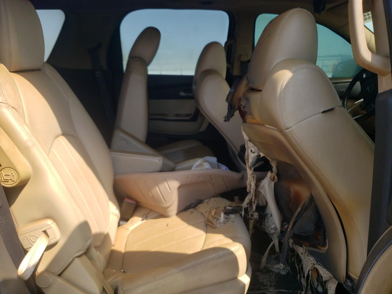 Photo 6 from auction – 2012 GMC ACADIA DEN with VIN 1GKKRTED5CJ118706