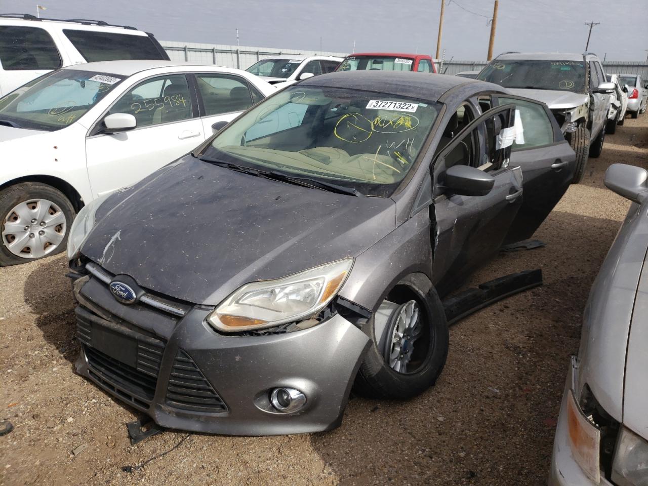 Photo 2 from auction – 2012 FORD FOCUS SE with VIN 1FAHP3F24CL147861