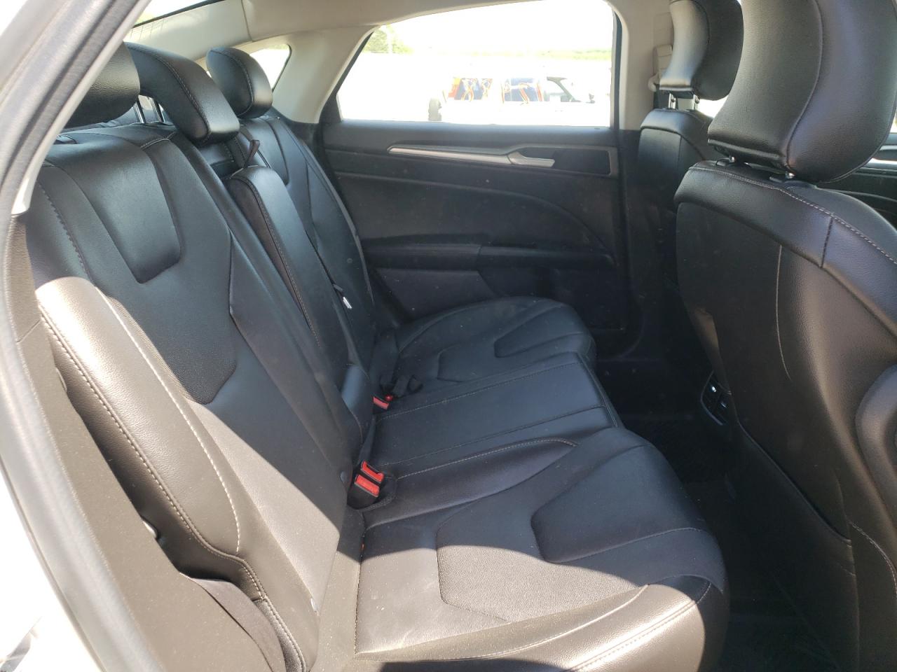 Photo 6 from auction – 2016 FORD FUSION TIT with VIN 3FA6P0K95GR362147