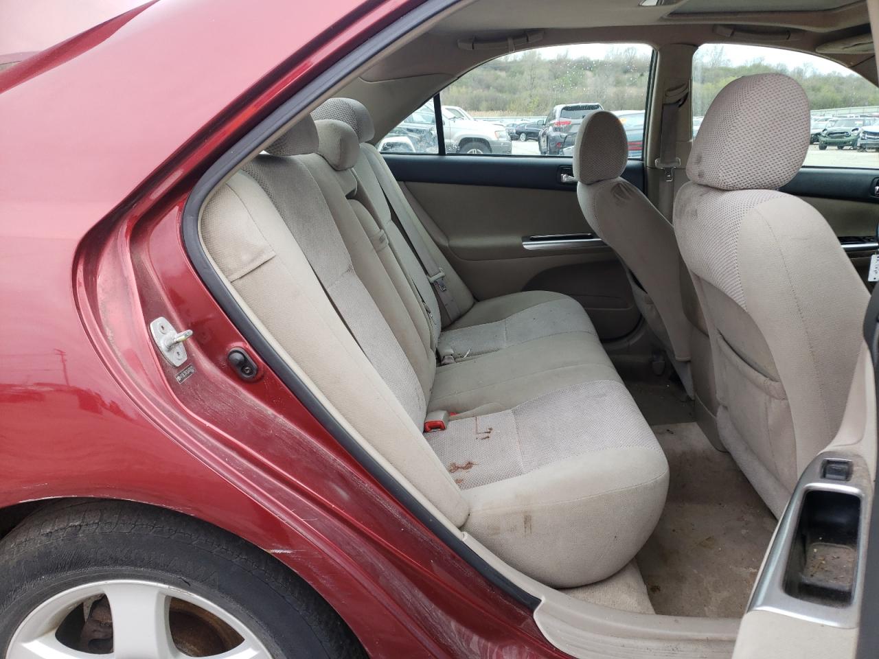 Photo 6 from auction – 2005 TOYOTA CAMRY LE with VIN 4T1BE32K35U428375
