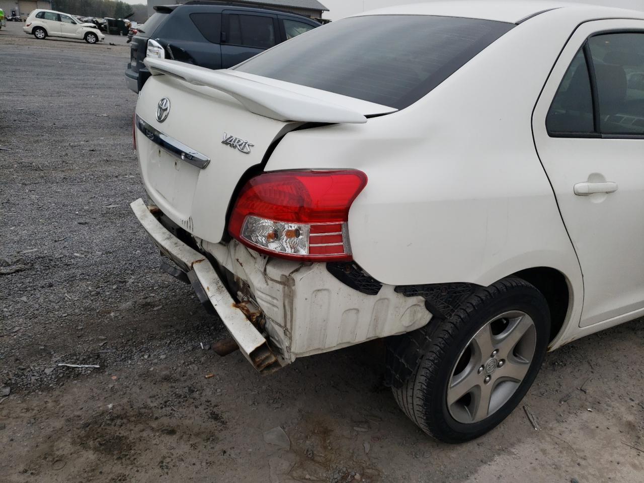 Photo 9 from auction – 2010 TOYOTA YARIS with VIN JTDBT4K33A4064932