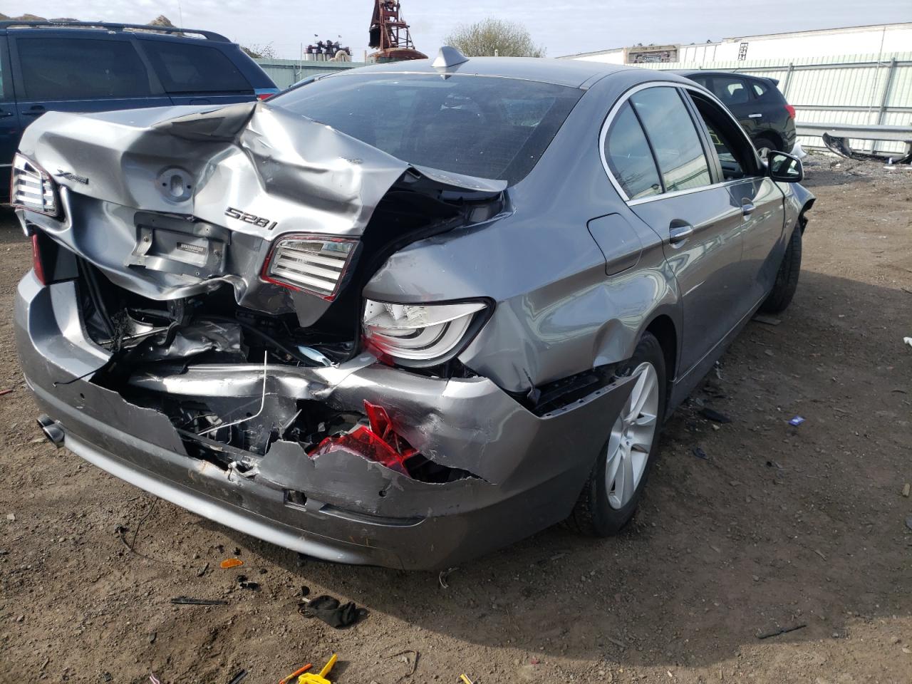 Photo 4 from auction – 2012 BMW 528 XI with VIN WBAXH5C54CDW03524