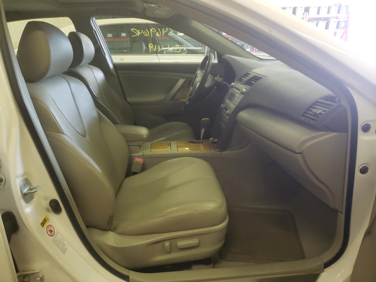 Photo 5 from auction – 2007 TOYOTA CAMRY LE with VIN JTNBK46K373021352