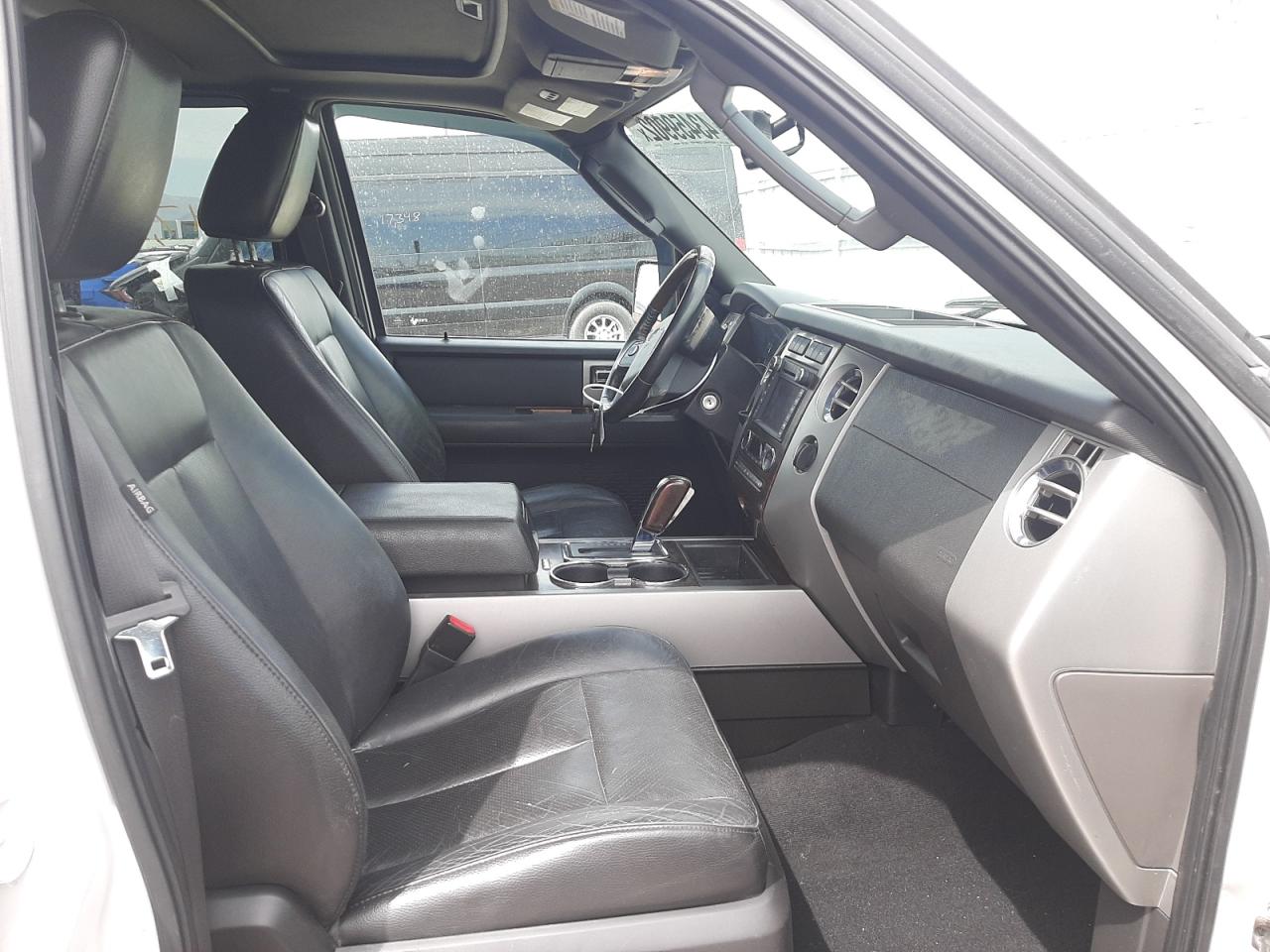 Photo 5 from auction – 2010 FORD EXPEDITION with VIN 1FMJU1K50AEB48110