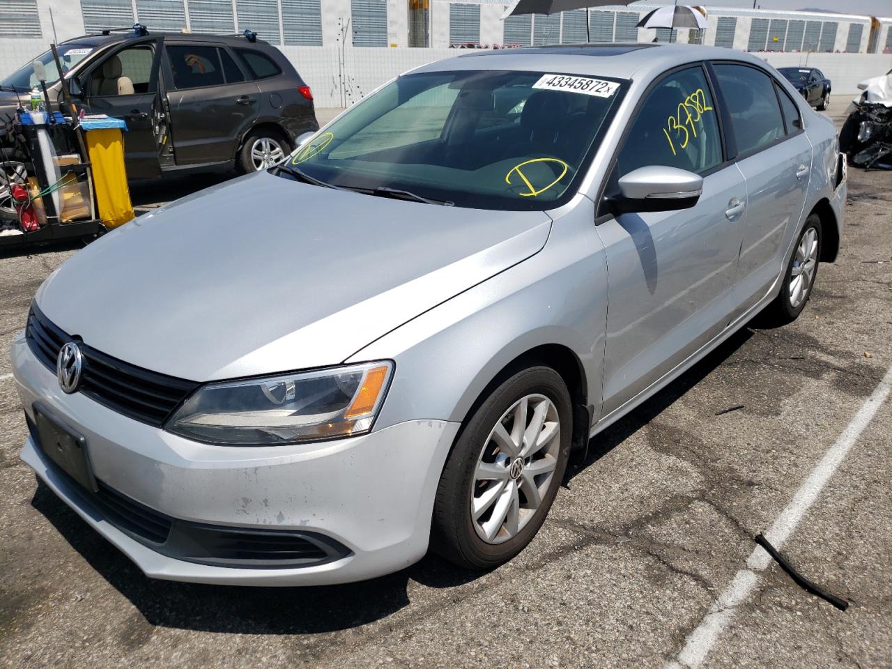 Photo 2 from auction – 2011 VOLKSWAGEN JETTA SE with VIN 3VWDZ7AJ2BM377045
