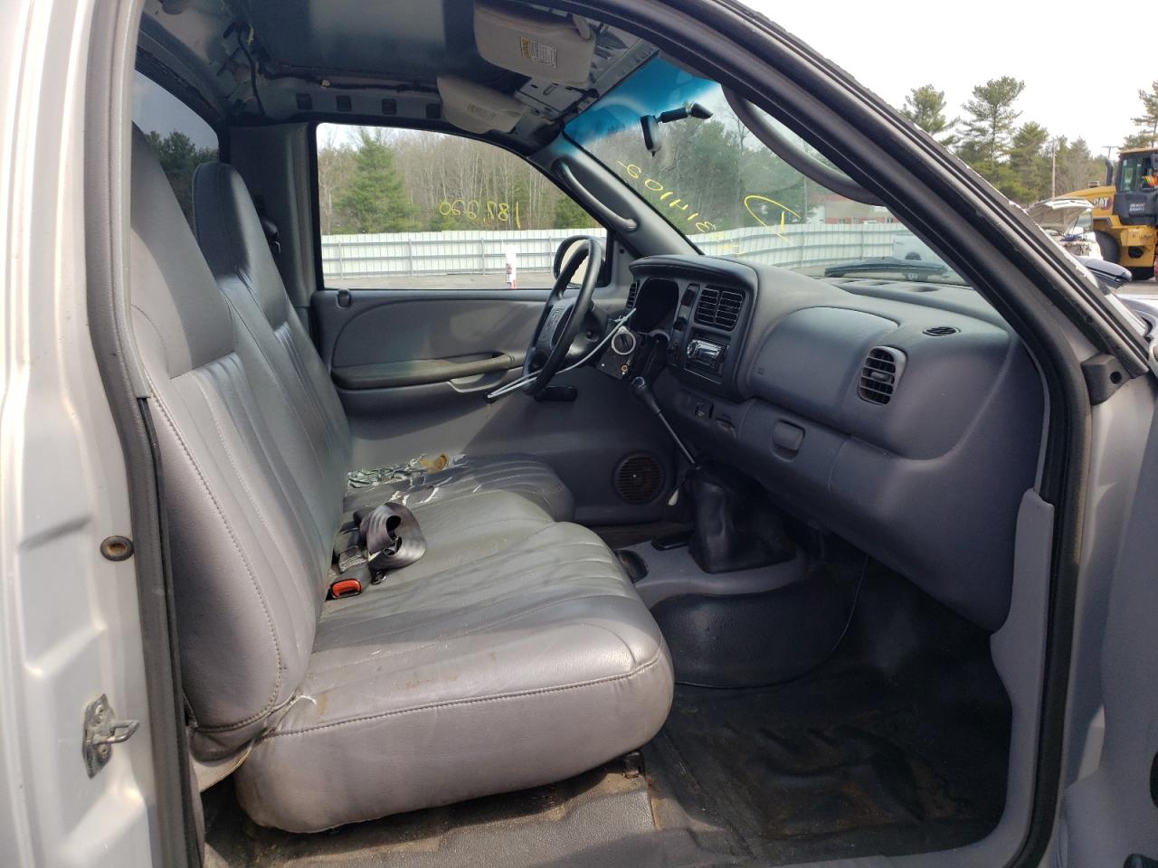 Photo 5 from auction – 2000 DODGE DAKOTA with VIN 1B7FL26P4YS582492