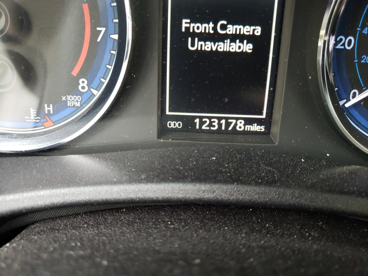 Photo 8 from auction – 2017 TOYOTA COROLLA L with VIN 2T1BURHE2HC754245