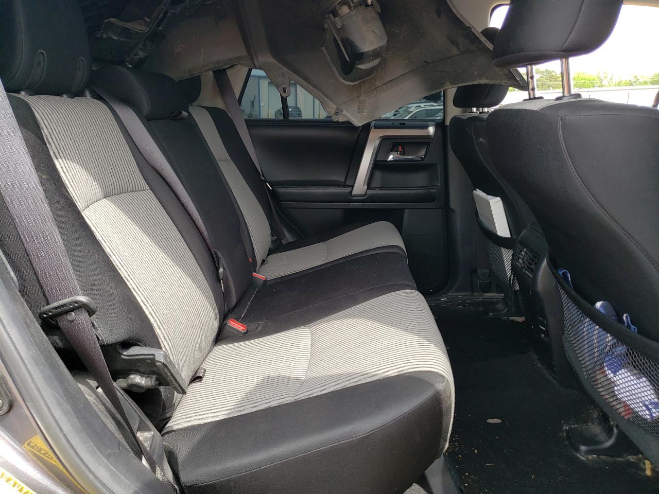Photo 6 from auction – 2015 TOYOTA 4RUNNER SR with VIN JTEBU5JR7F5261916