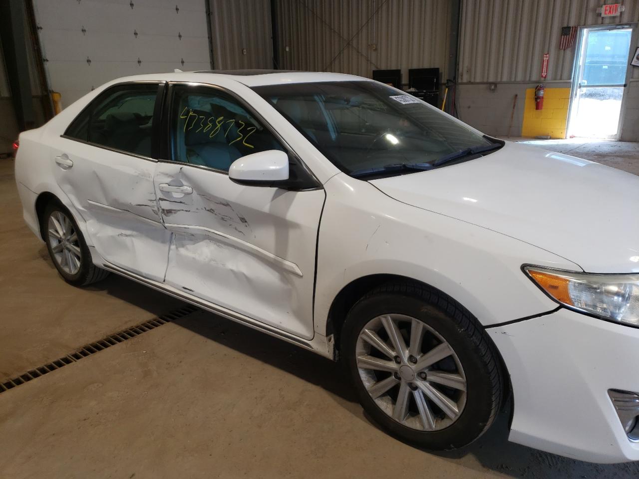 Photo 9 from auction – 2012 TOYOTA CAMRY SE with VIN 4T1BK1FK6CU503249