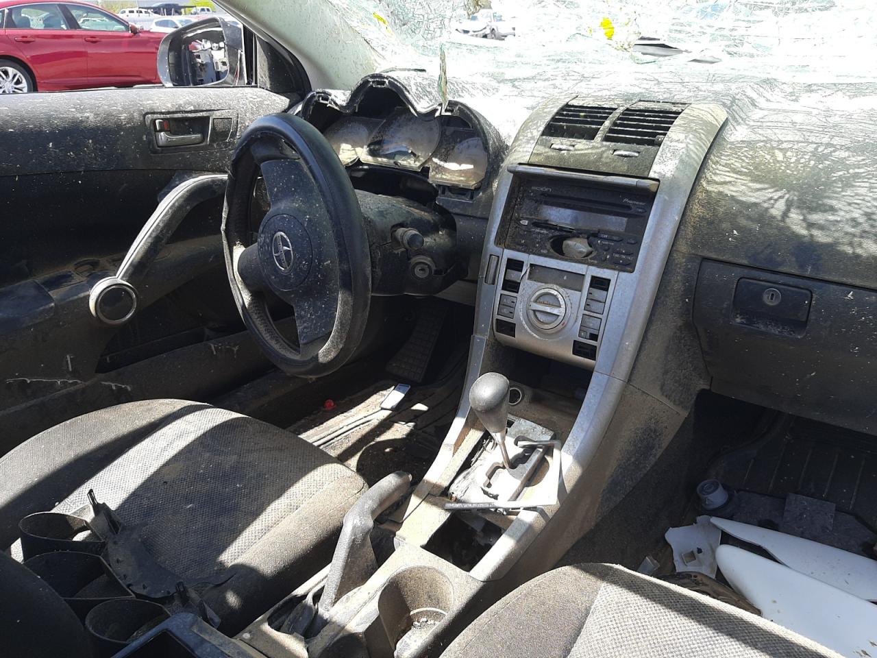 Photo 9 from auction – 2005 TOYOTA SCION TC with VIN JTKDE177350048328