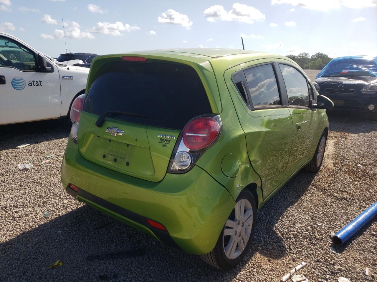 Photo 4 from auction – 2015 CHEVROLET SPARK 1LT with VIN KL8CD6S92FC712879