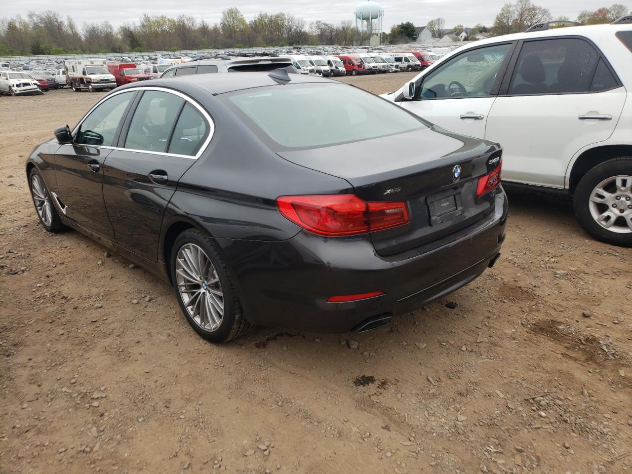 Photo 3 from auction – 2019 BMW 540 XI with VIN WBAJE7C5XKWW44818