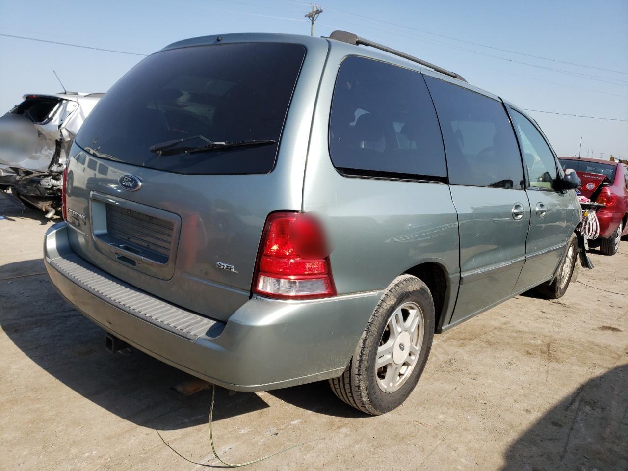 Photo 4 from auction – 2007 FORD FREESTAR S with VIN 2FMZA52227BA17922